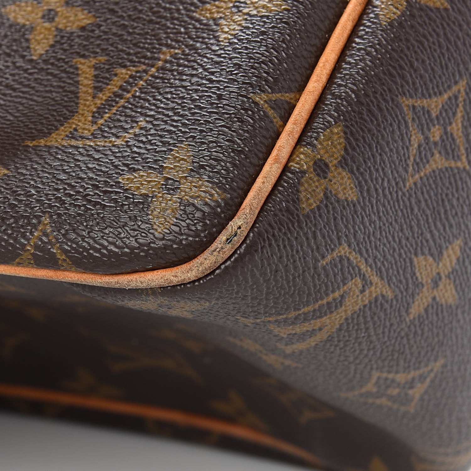 Louis Vuitton Monogram Batignolles Vertical 11 of 13