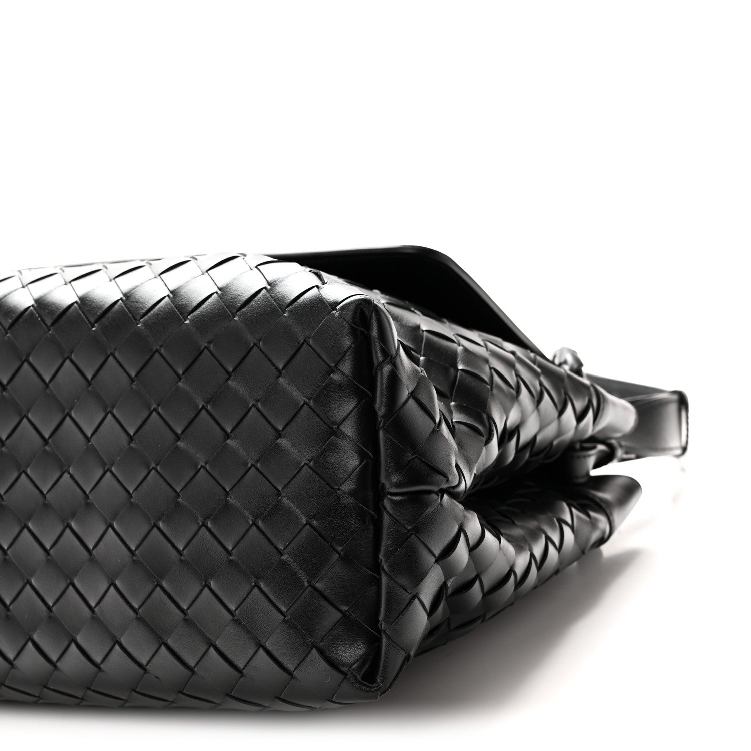 Bottega Veneta Calfskin Intrecciato Medium Andiamo Messenger Bag Black 10 of 10
