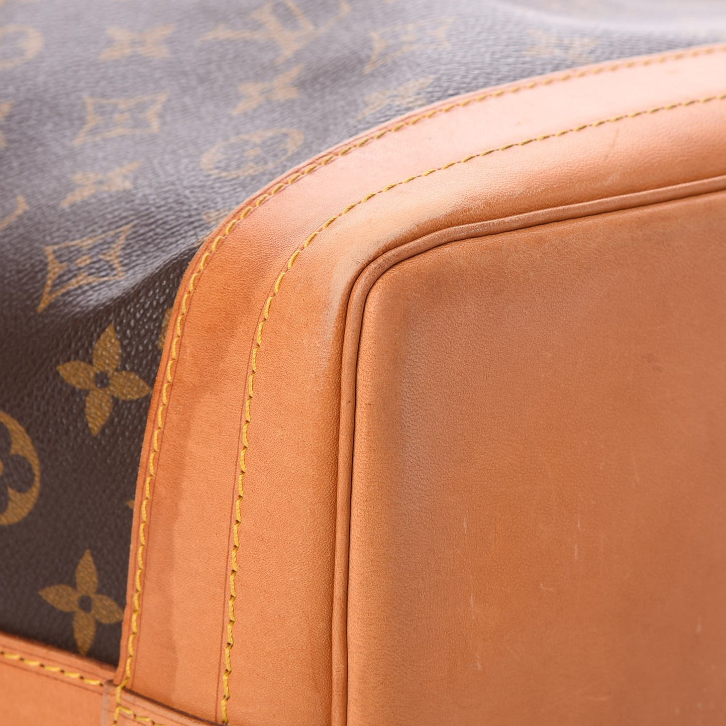 Monogram Noe