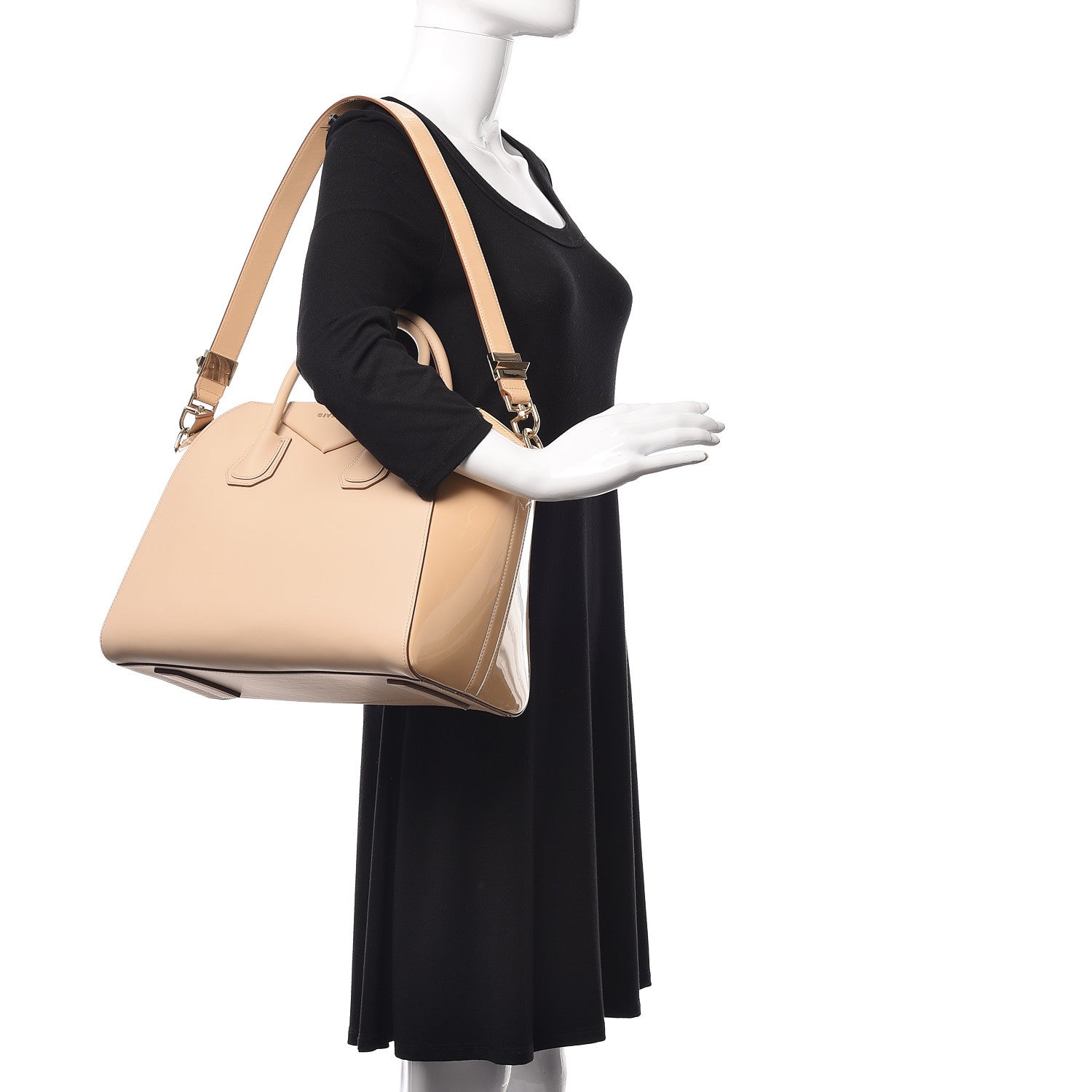 Givenchy Calfskin Patent Medium Antigona Nude Pink 3 of 17