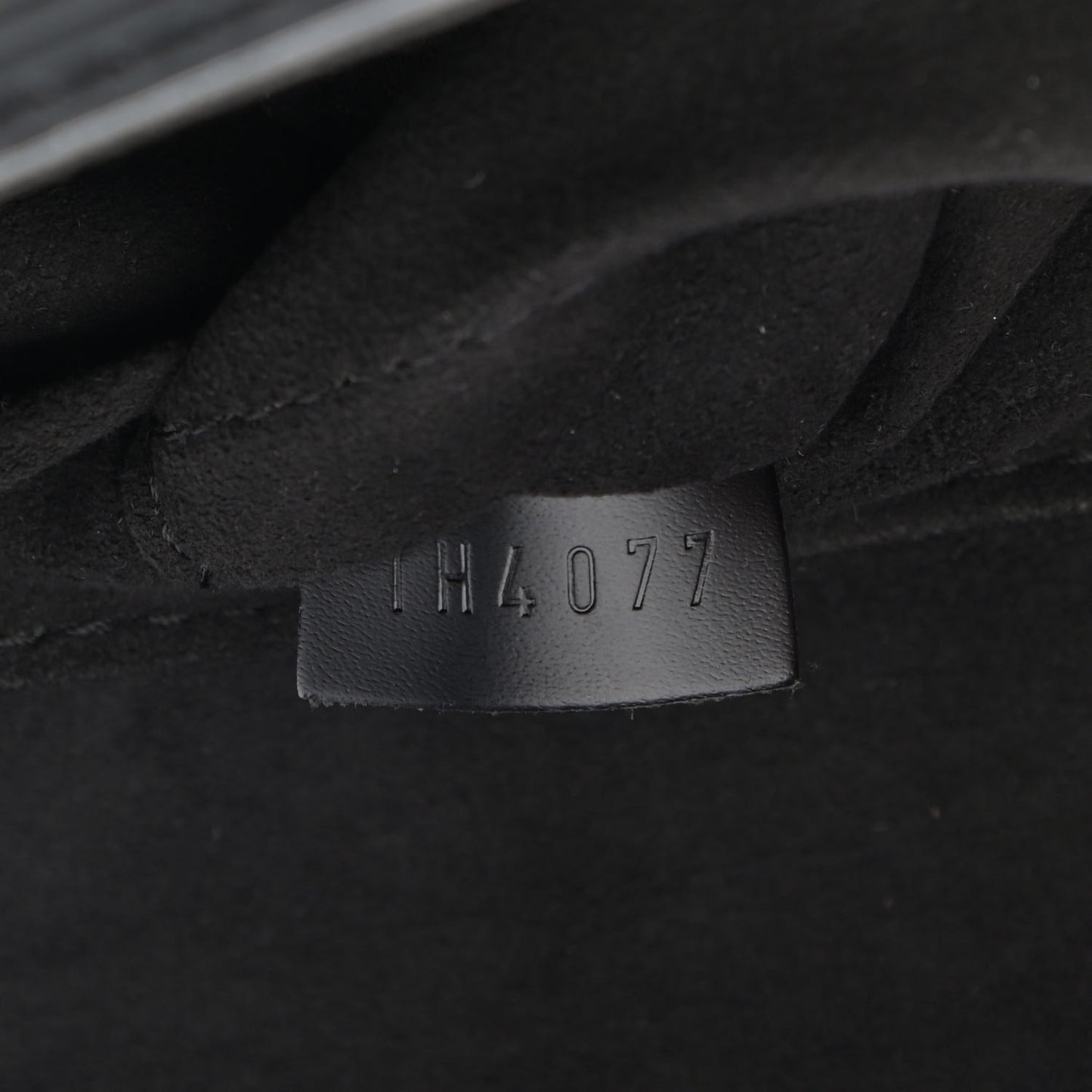 Epi Montaigne Clutch Black