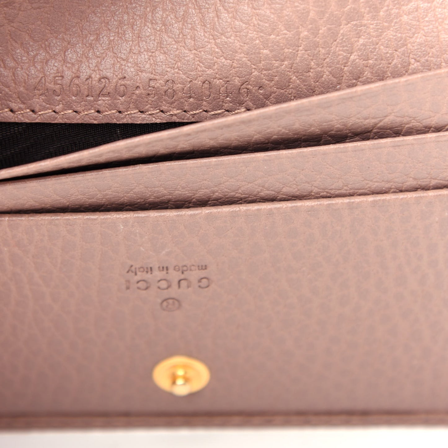 Pebbled Calfskin GG Marmont Card Case Porcelain Rose