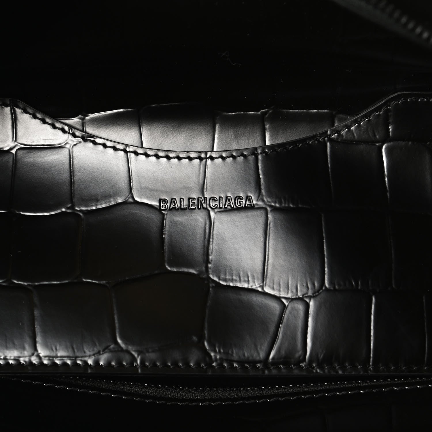 Balenciaga Semi Shiny Calfskin Crocodile Embossed Neo Classic Black Hardware S City Black 6 of 11