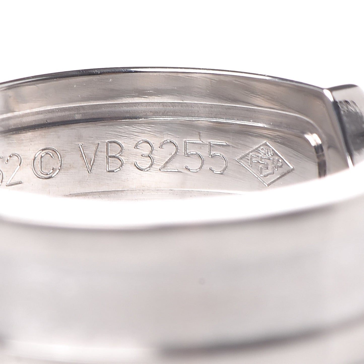 18K White Gold Diamond 6.5 De Ring 52 6