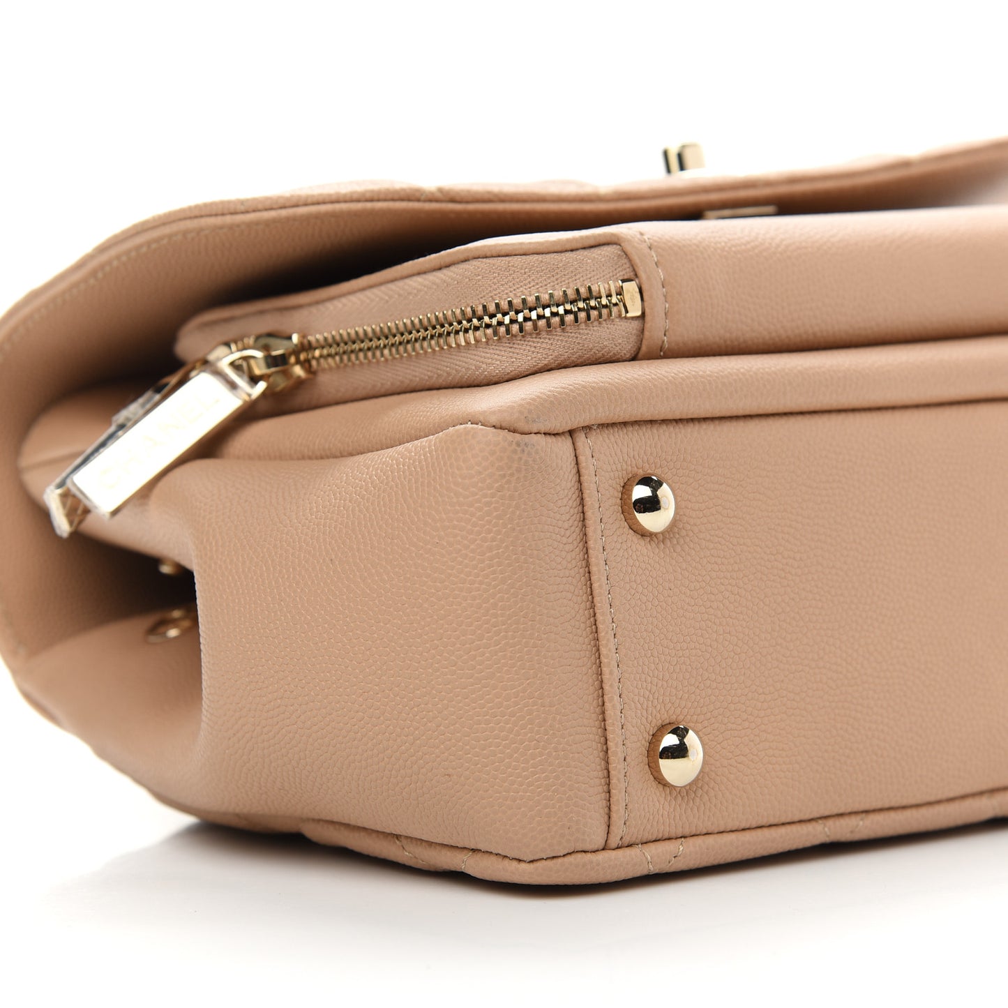 Caviar Quilted Medium Business Affinity Flap Beige
