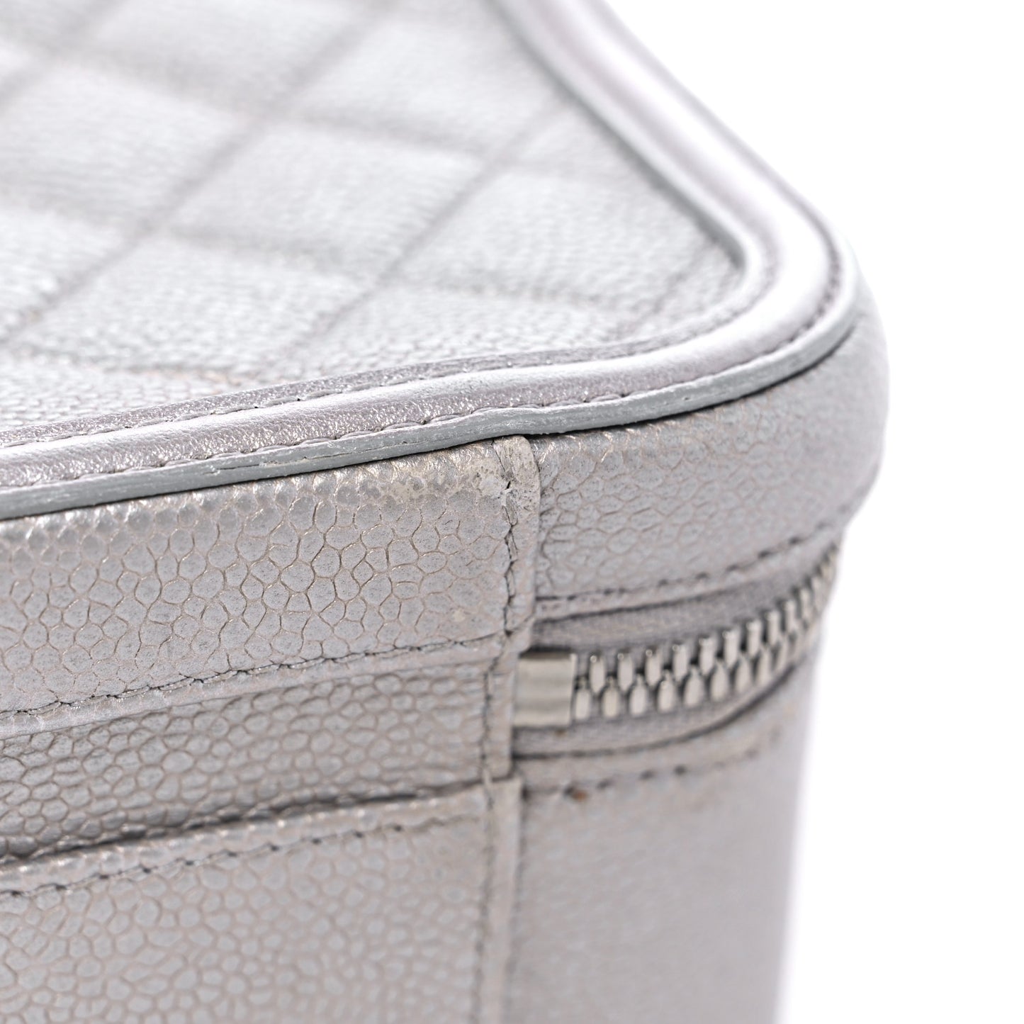 Metallic Caviar Quilted Large CC Filigree Vanity Case Silver