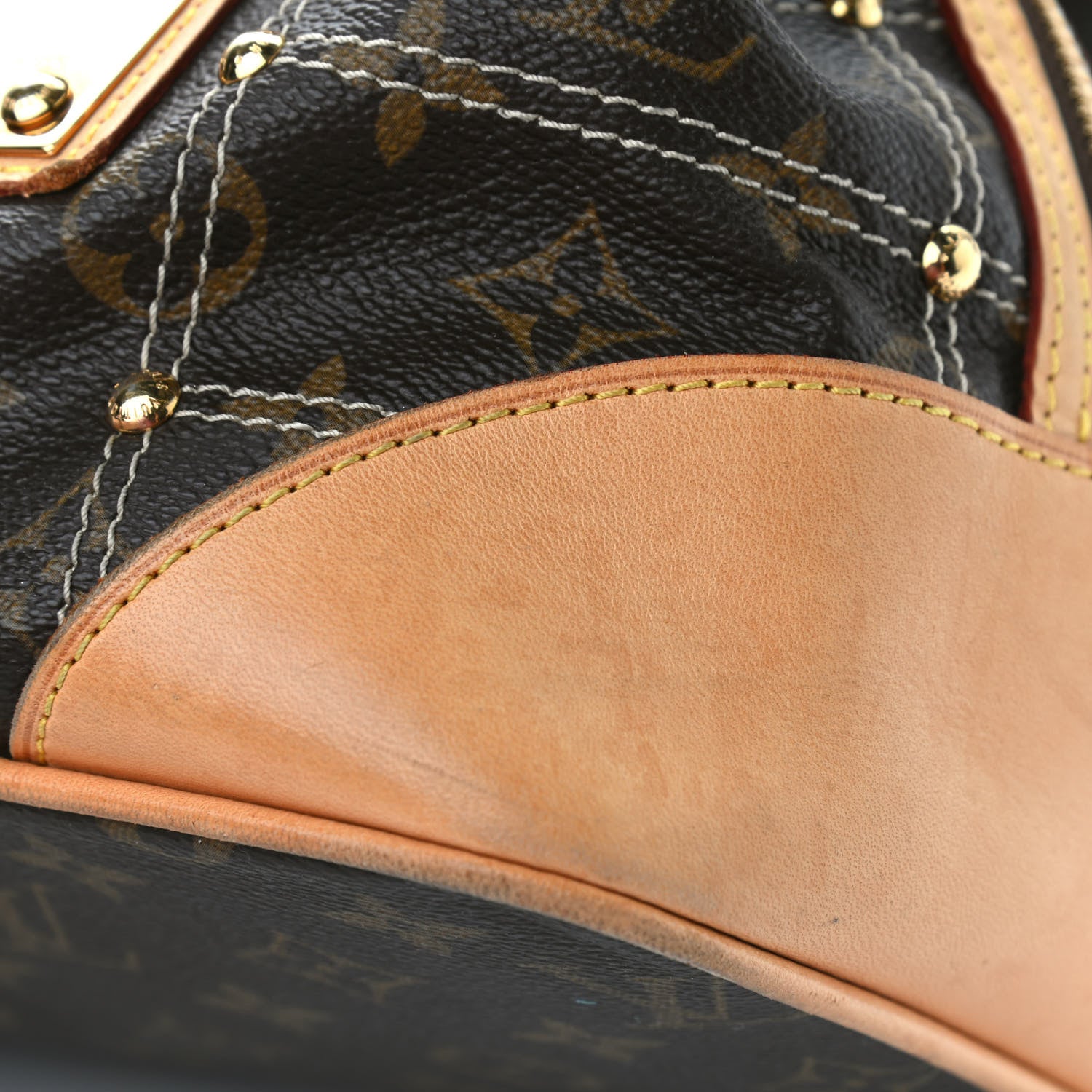 Louis Vuitton Monogram Riveting 13 of 16