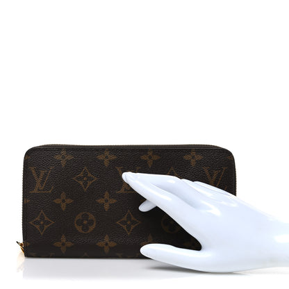 Louis Vuitton Monogram Zippy Organizer Wallet 2 of 7