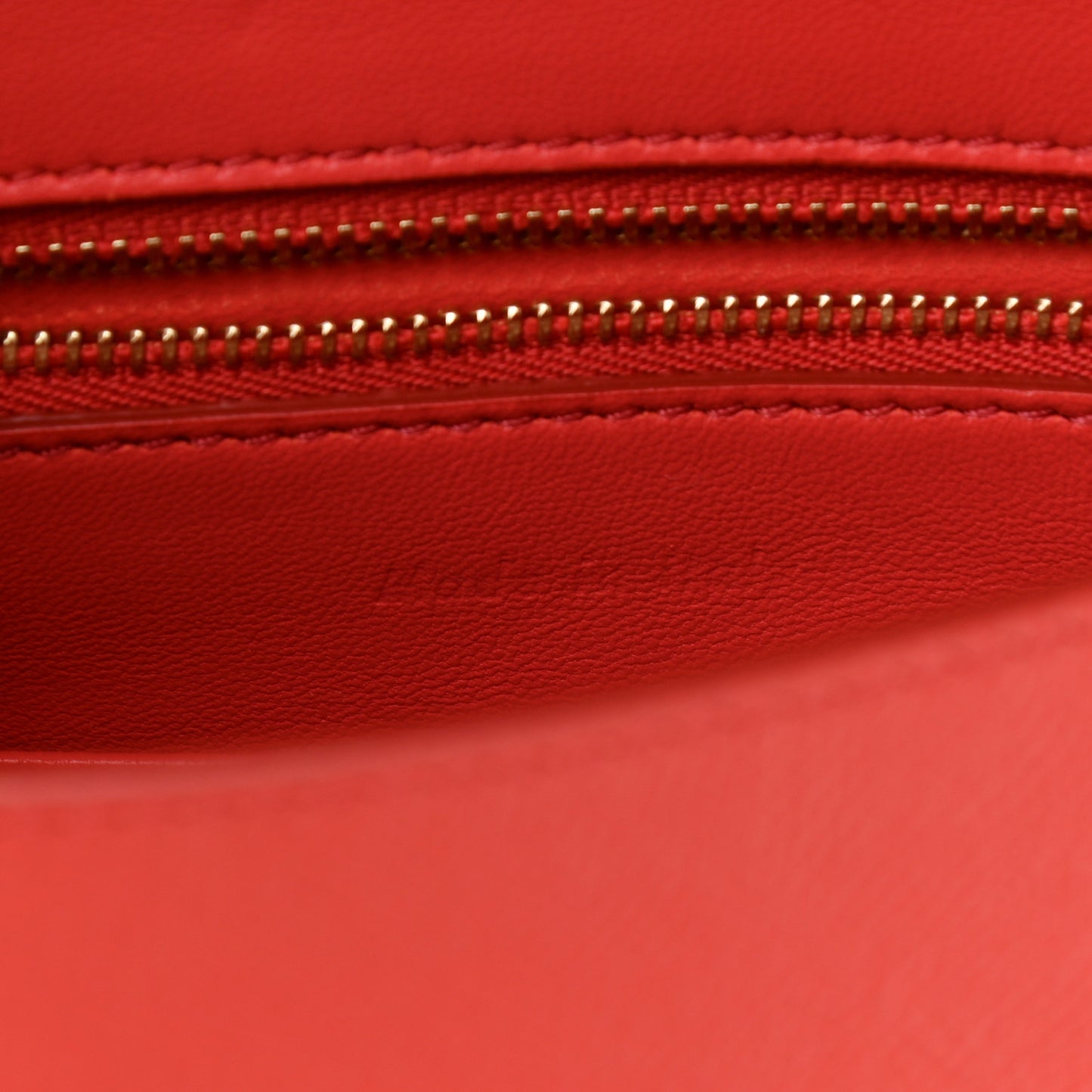 Grained Calfskin Small Trotteur Coquelicot
