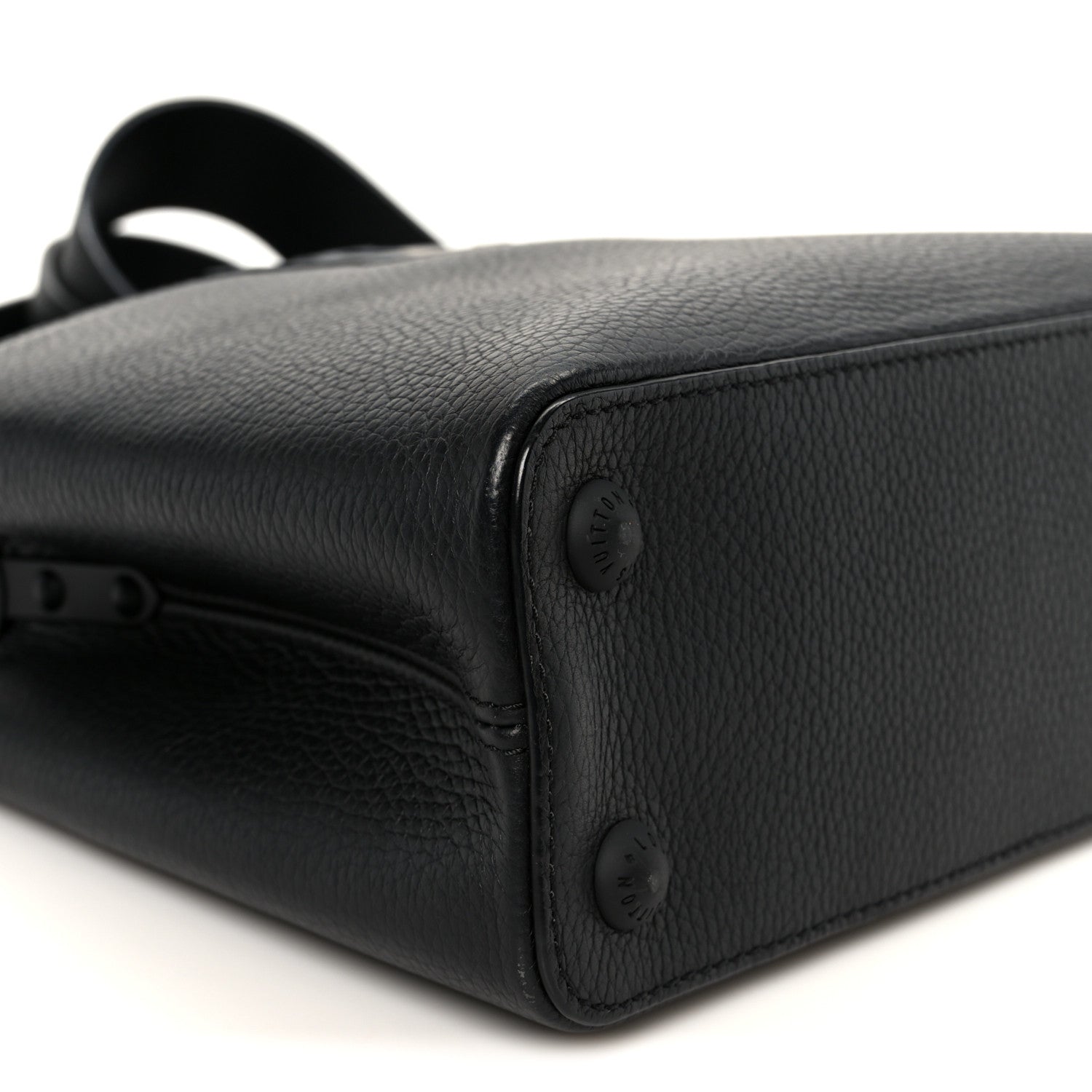Louis Vuitton Taurillon Capucines BB Matte Black 8 of 9