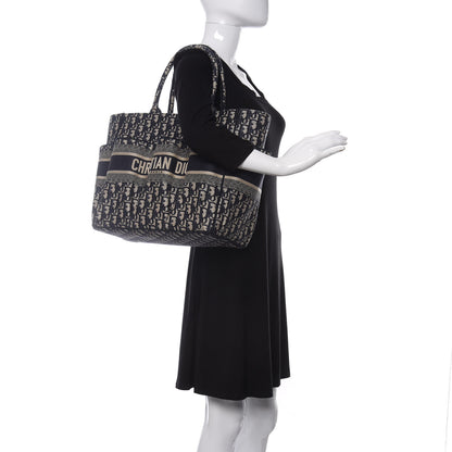 Christian Dior Oblique Catherine Tote Blue 2 of 12