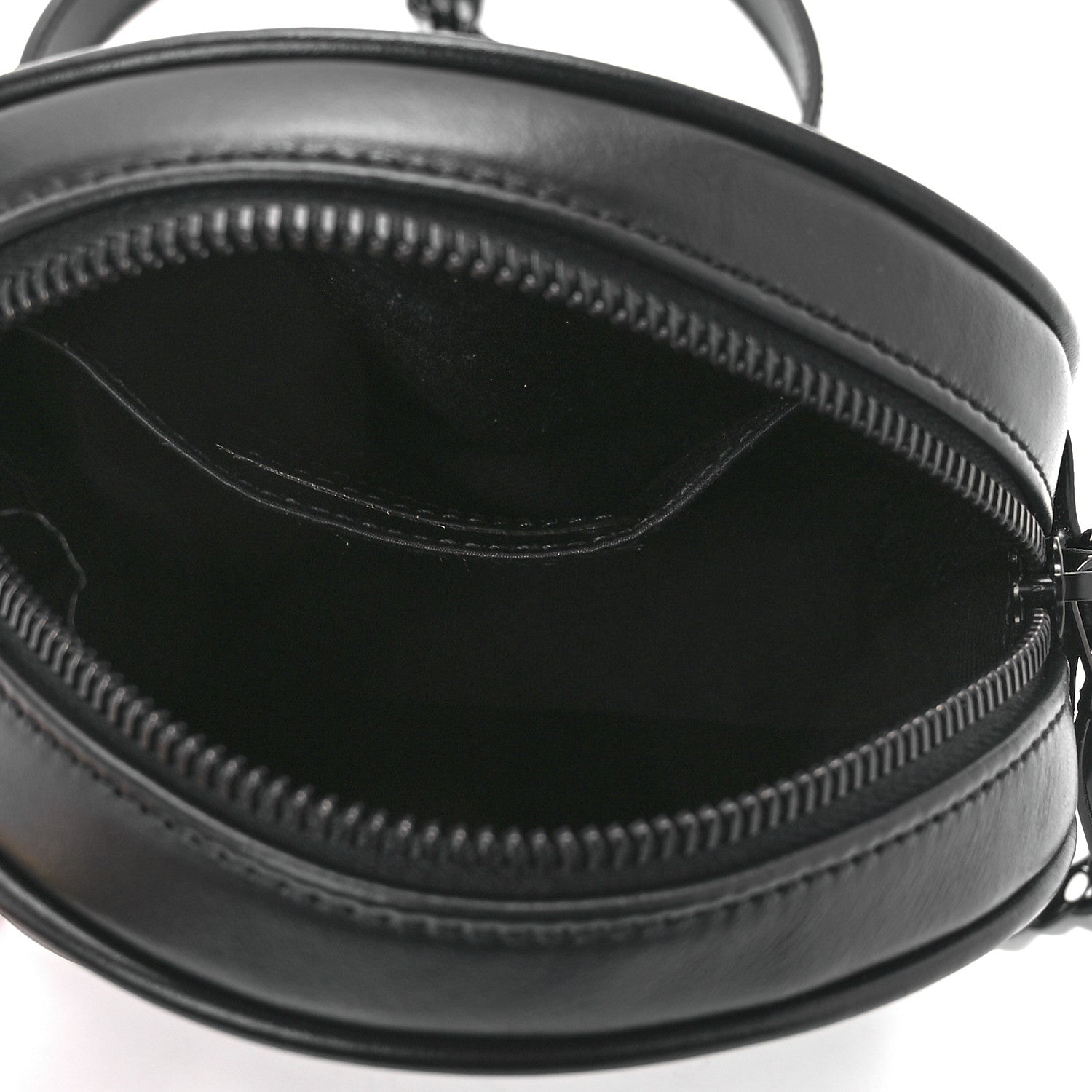 Saint Laurent Calfskin Matelasse Chevron Round Vinyle Camera Bag Black 5 of 12