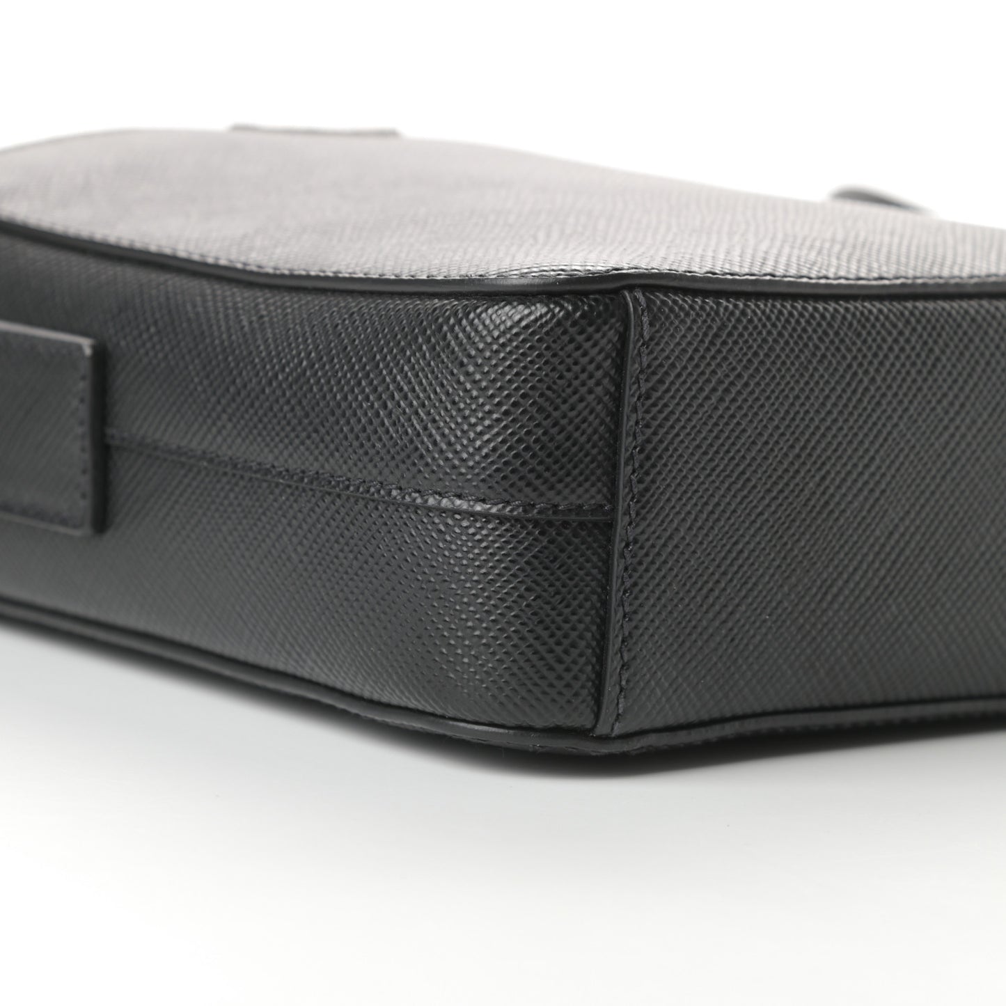 Saffiano Flat Messenger Bag Black