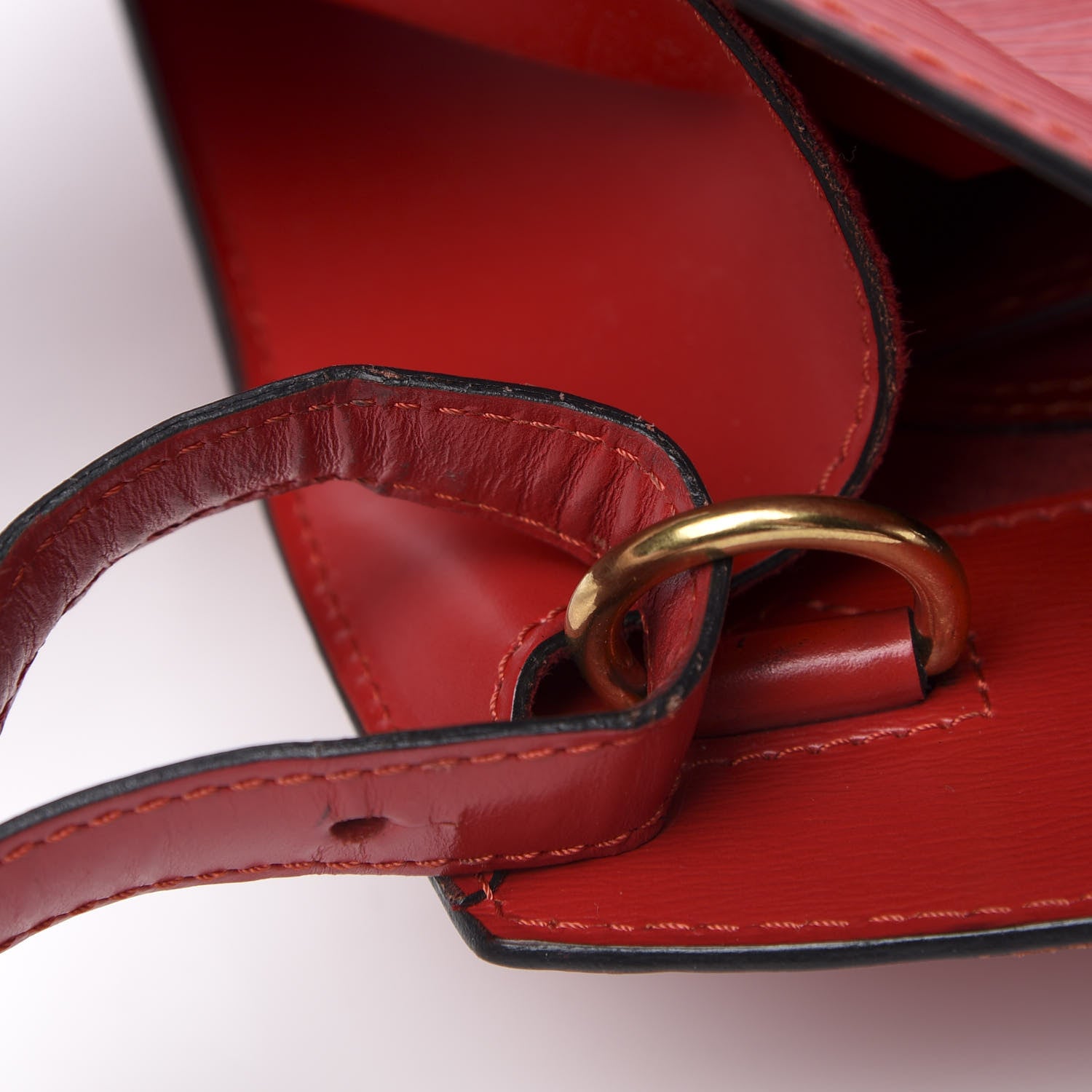 Louis Vuitton Epi Cluny Castillan Red 15 of 15