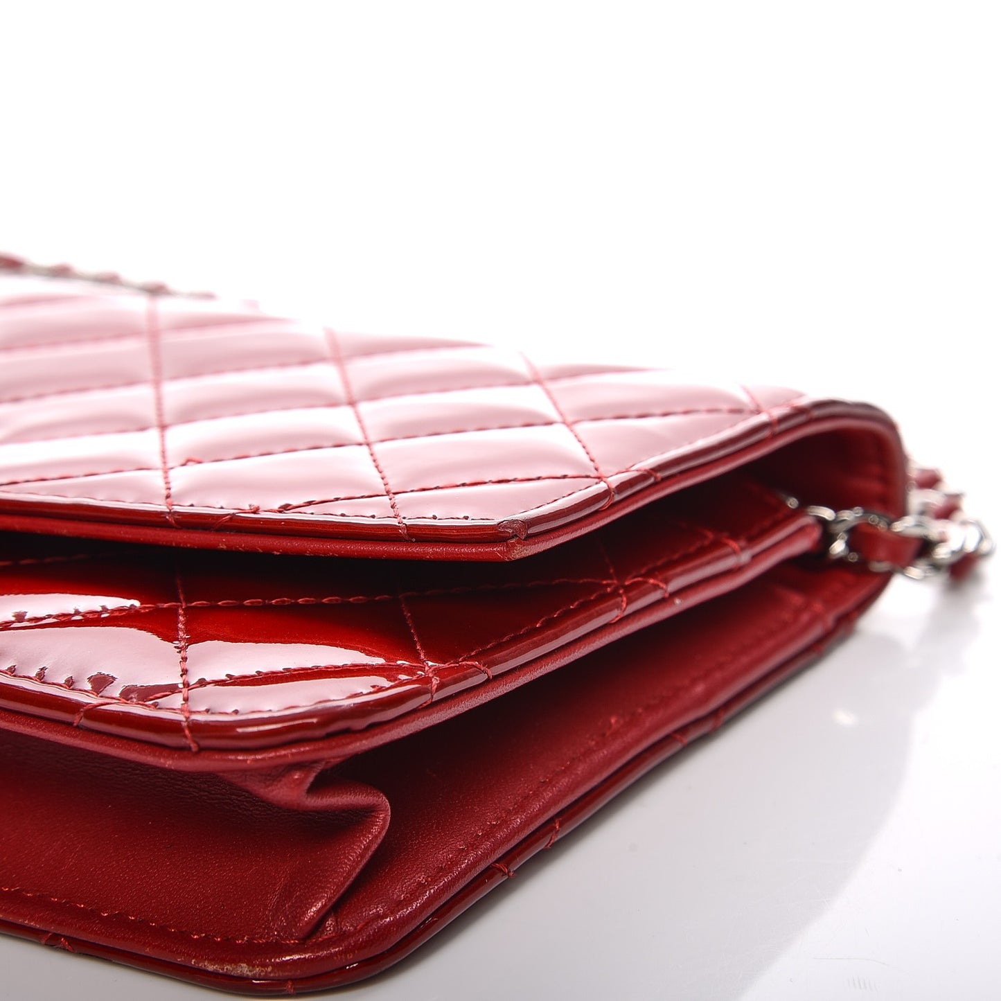 Patent Quilted Brilliant Wallet On Chain WOC Red