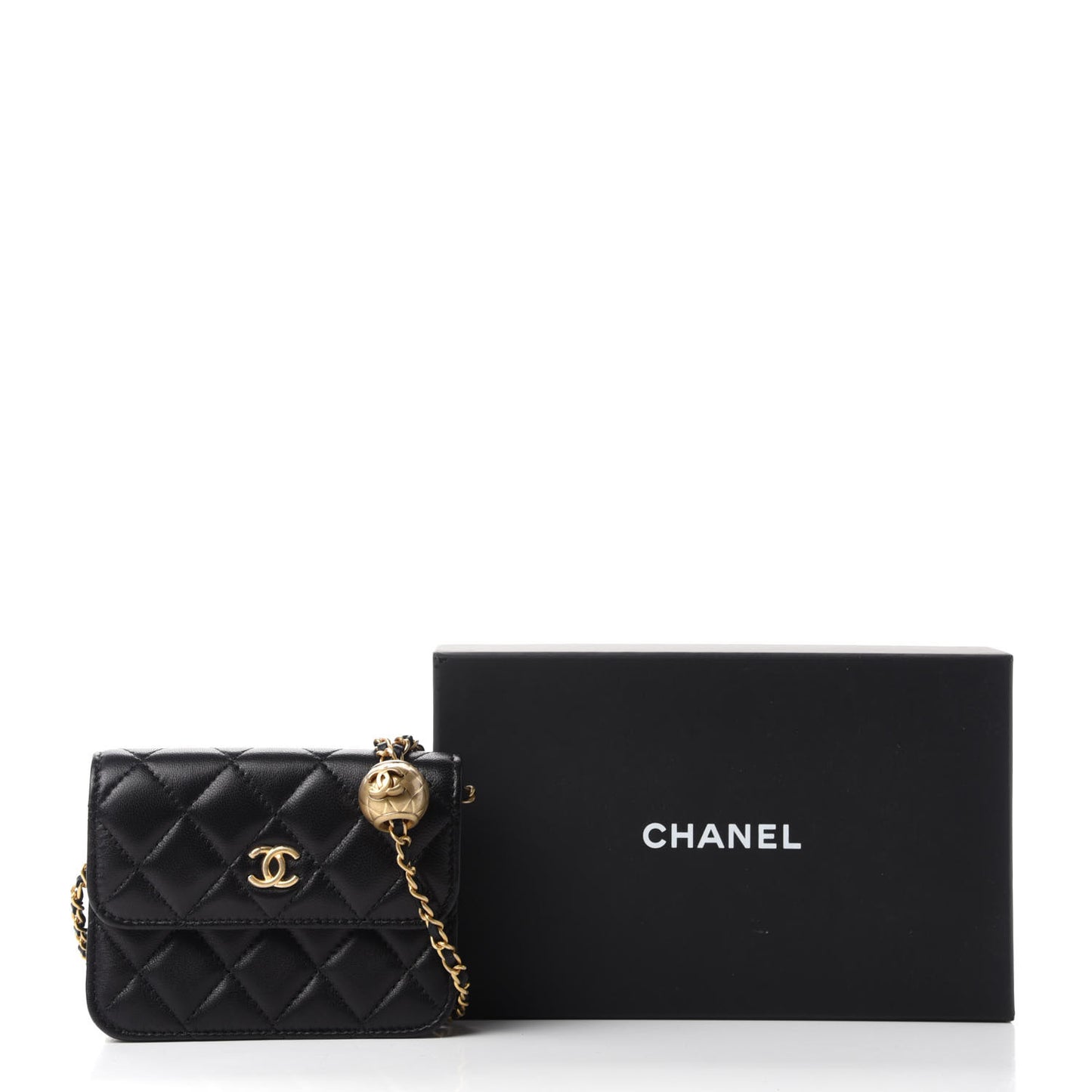 Lambskin Quilted Pearl Crush Clutch With Chain Black