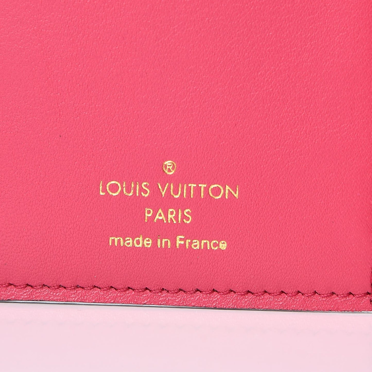 Taurillon Capucines Compact Wallet Black