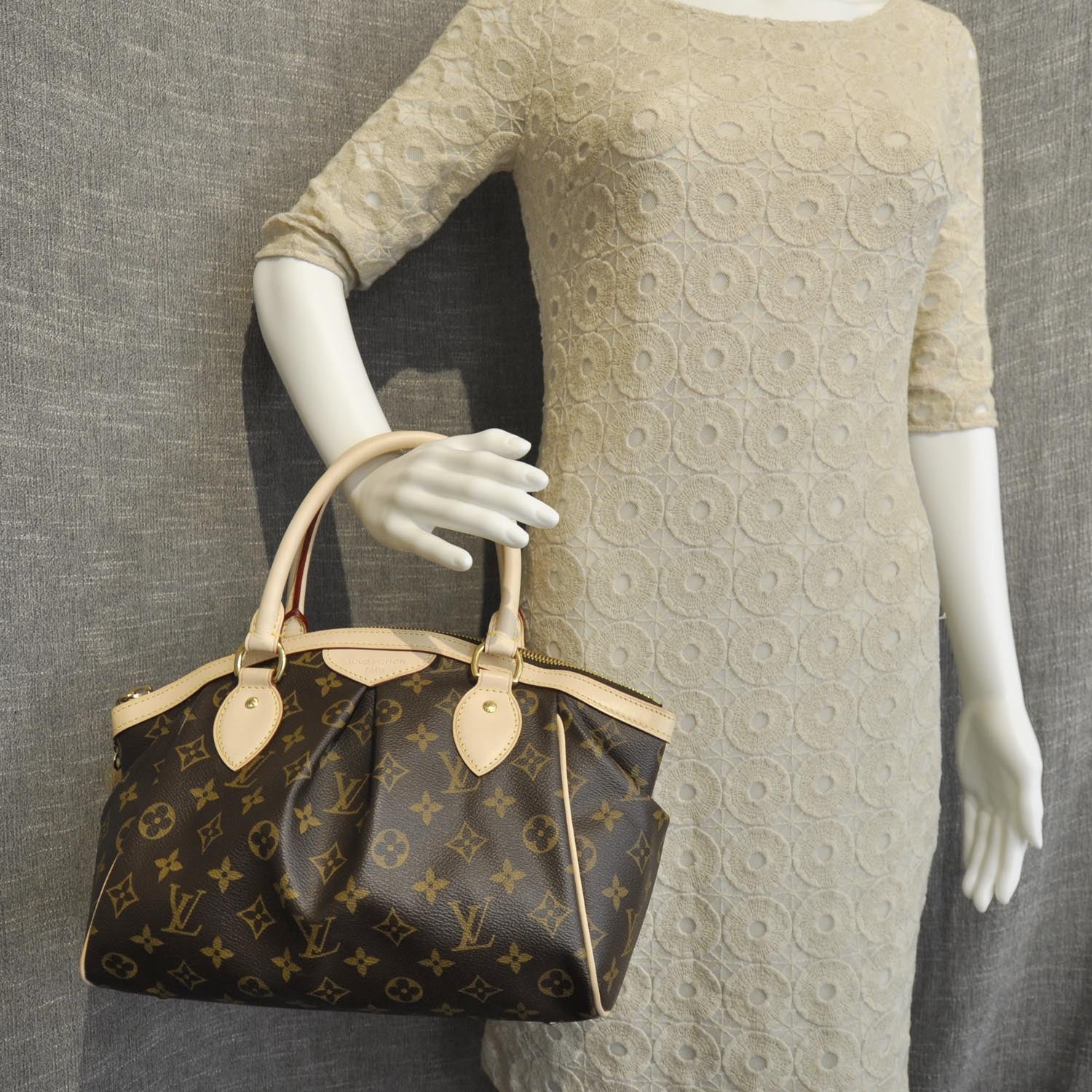 Louis Vuitton Monogram Tivoli PM 2 of 8