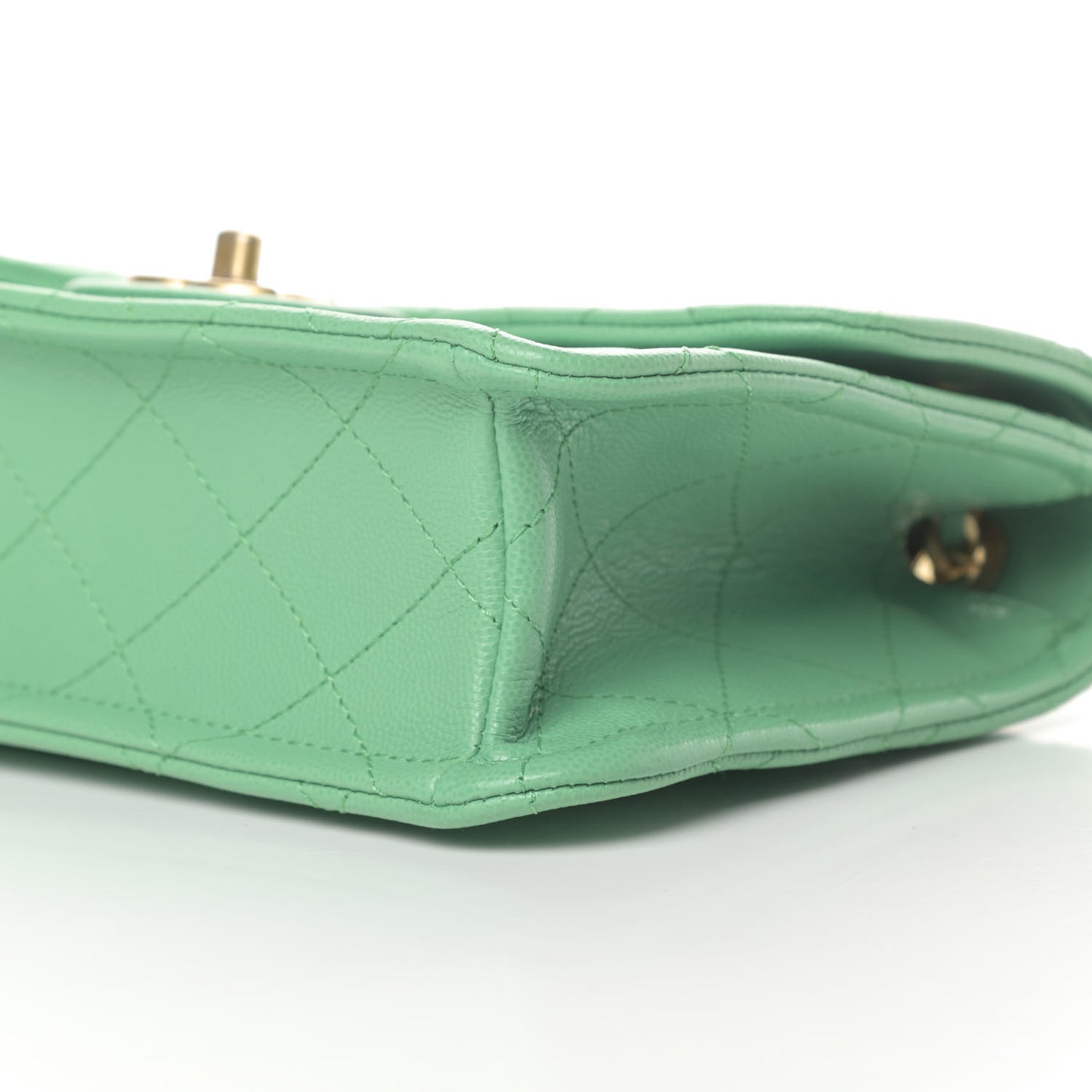 Caviar Quilted Medium Sweet Classic Flap Green