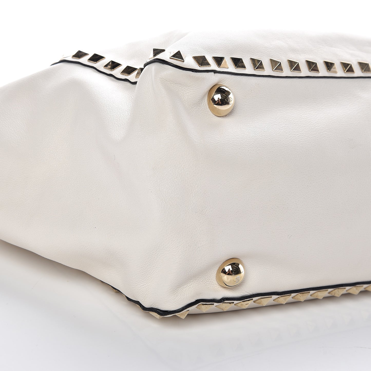 Vitello Medium Rockstud Tote Ivory
