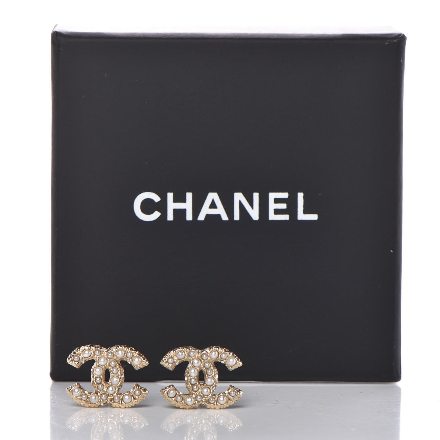 Pearl CC Earrings Light Gold