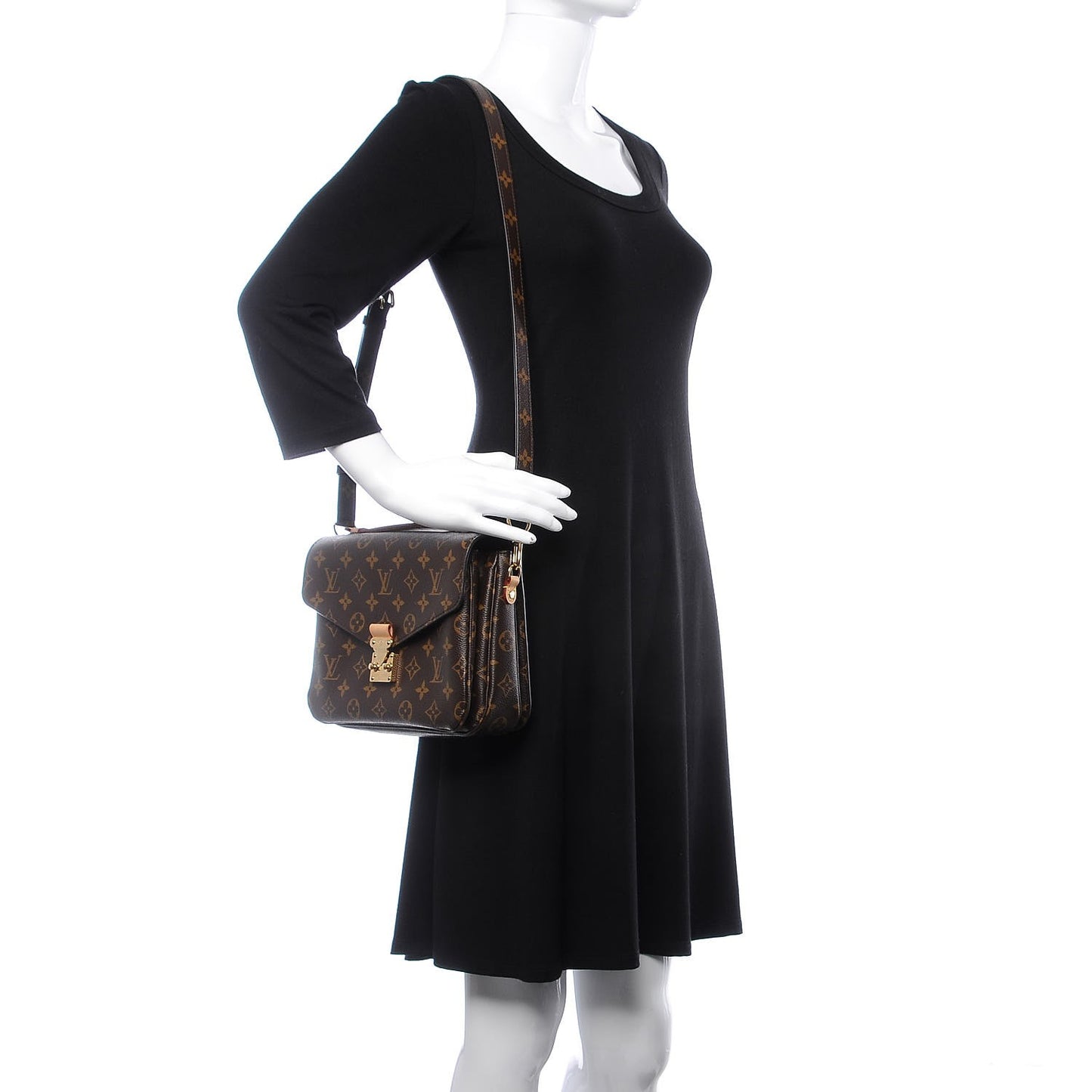 Monogram Pochette Metis