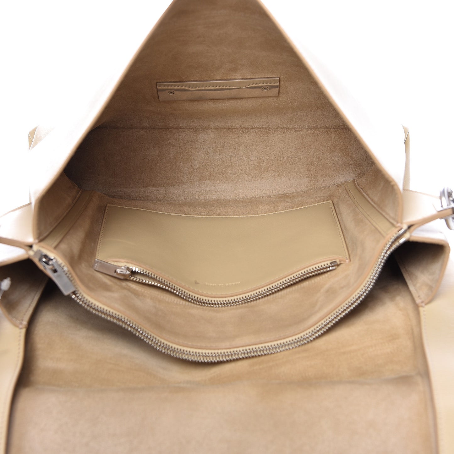 Smooth Calfskin Blade Chain Flap Vanilla