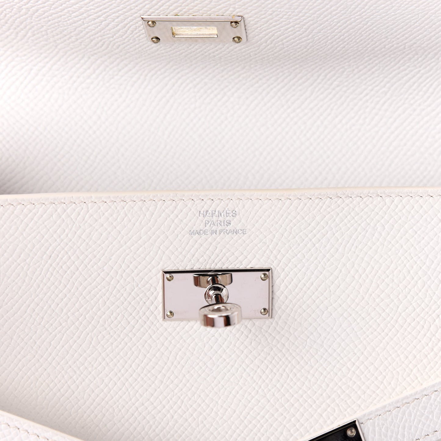 Epsom Kelly Longue Wallet White