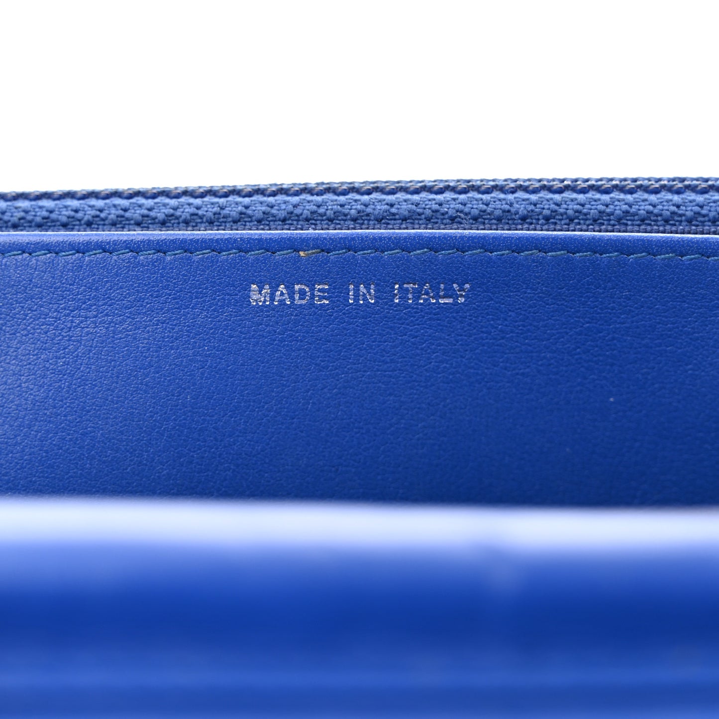 Patent Quilted Wallet On Chain WOC Blue