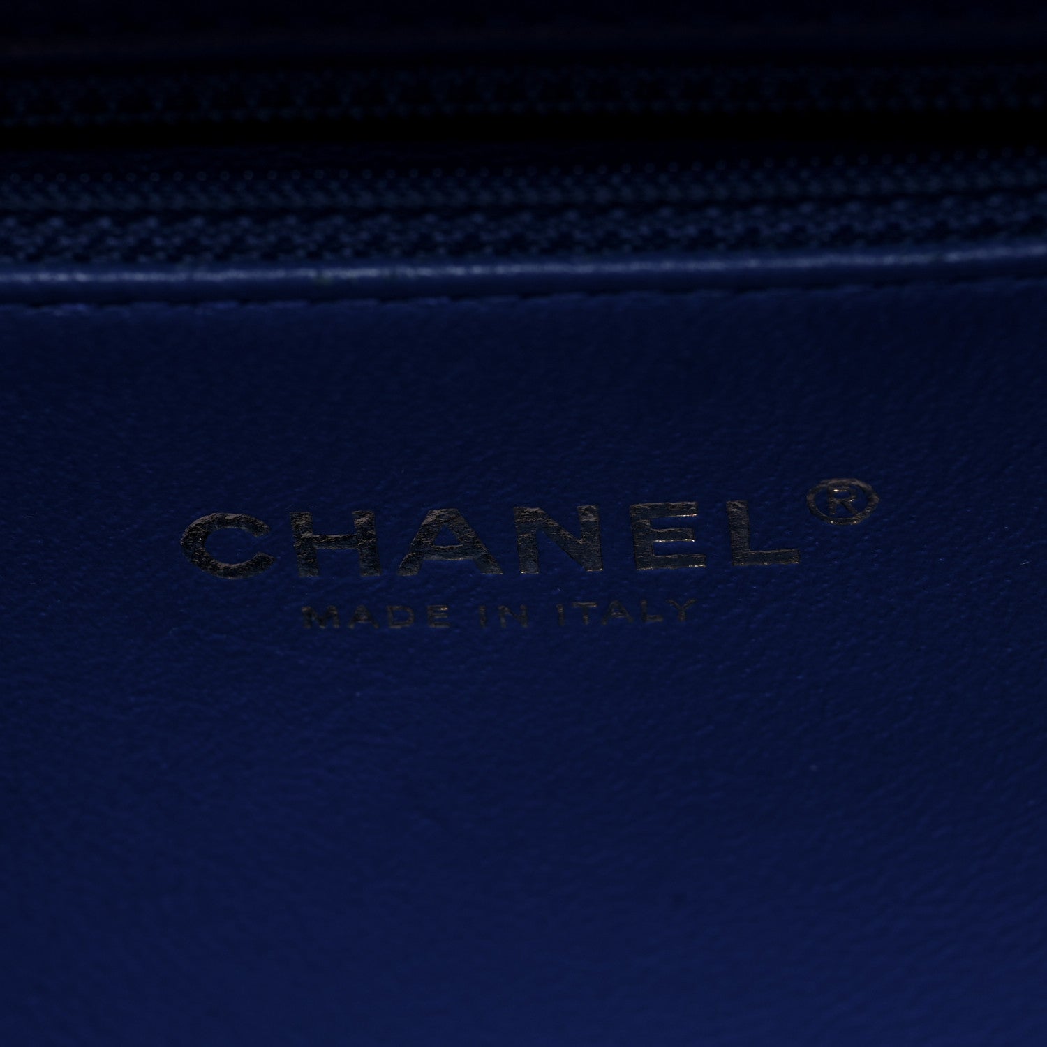 Chanel Caviar Quilted Medium CC Filigree Vanity Case Blue White Red 6 of 10