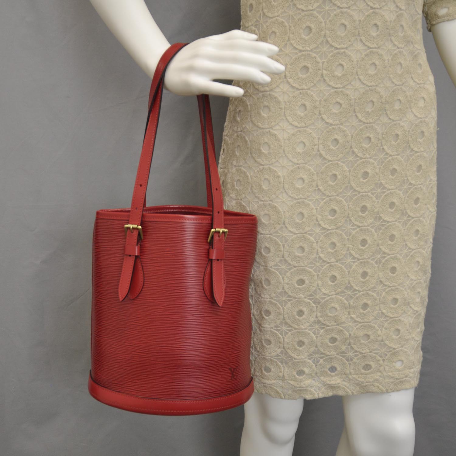 Louis Vuitton Epi Petite Bucket 23 Red SO 2 of 13