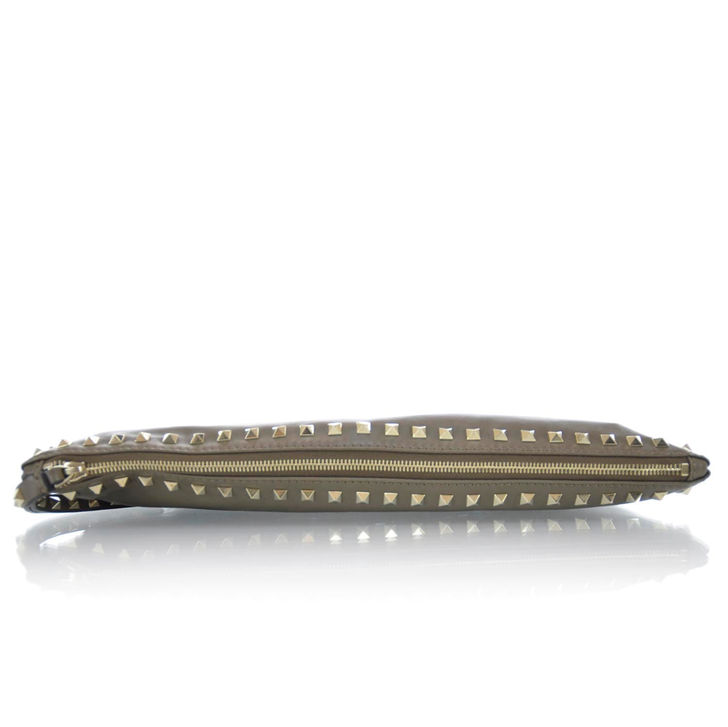Valentino Garavani Vitello Oversized Rockstud Zip Wristlet Pouch Brun 4 of 10