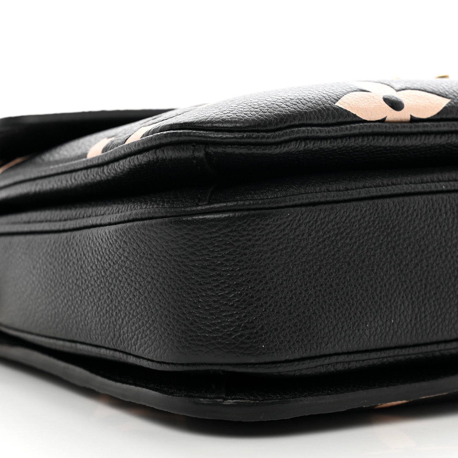 Louis Vuitton Empreinte Monogram Giant Pochette Metis Black Beige 9 of 10