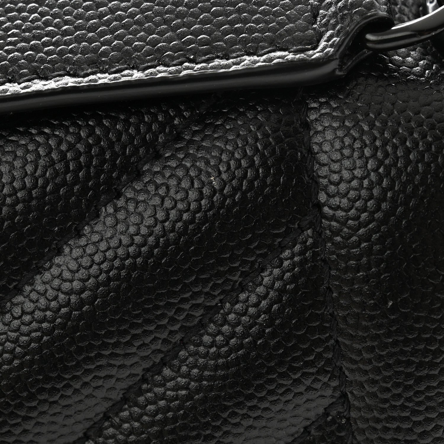 Saint Laurent Grain De Poudre Textured Mixed Matelasse Triquilt Medium Monogram Monochrome Satchel Black 11 of 11
