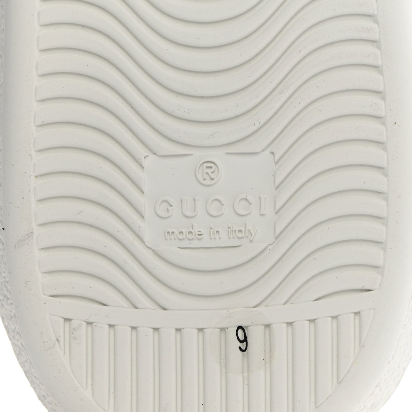 Calfskin Interlocking G Perforated Mens Ace Sneakers 9 White Grey Sky