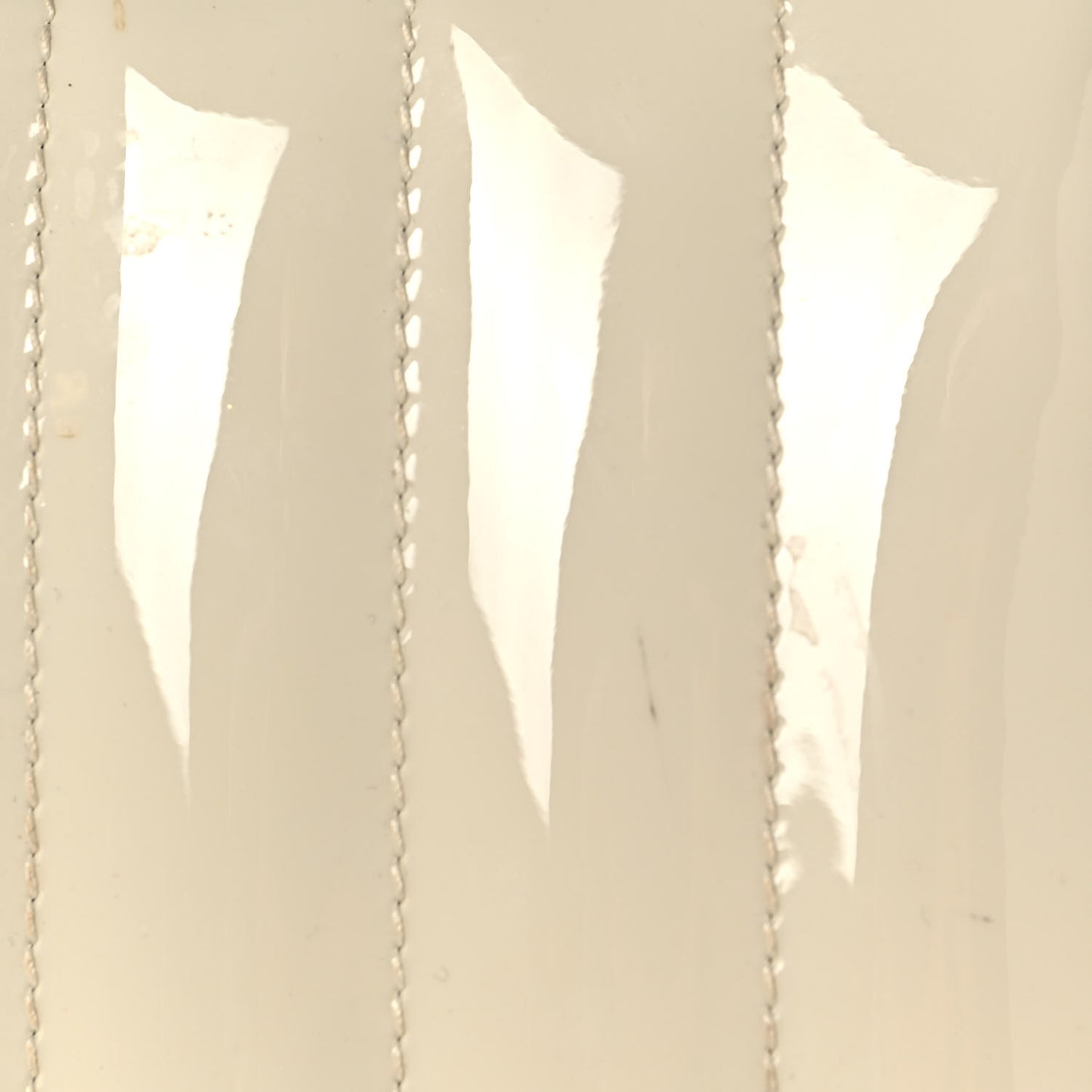 Patent Matelasse Monogram Large Vicky Chain Bag White