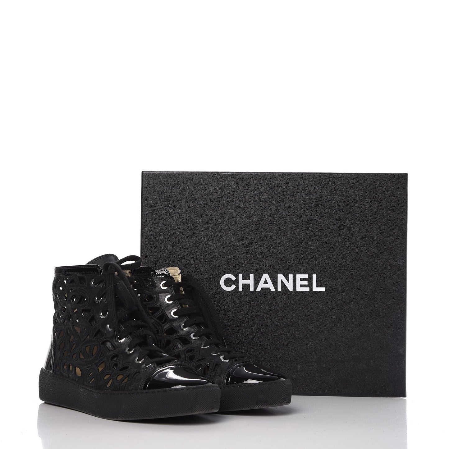 Patent Grained Goatskin Hollow Out Flower Sneakers 39.5 Black
