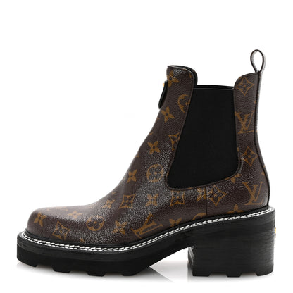 Louis Vuitton Patent Monogram LV Beaubourg Ankle Boots 40 Black 1 of 10