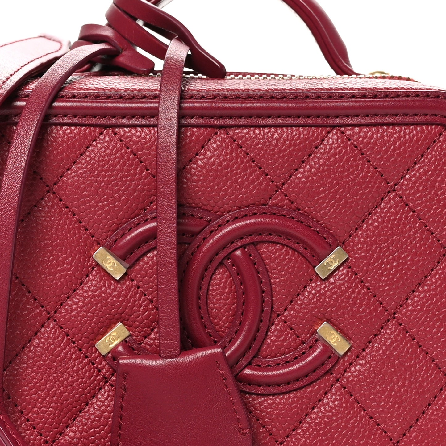 Caviar Quilted Small CC Filigree Vanity Case Burgundy