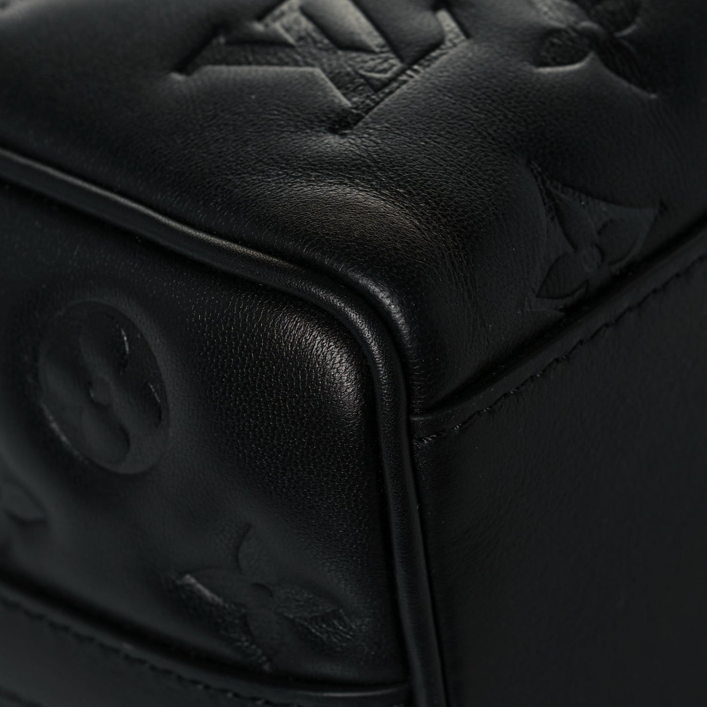 Lambskin Embossed Monogram Speedy 22 Bandouliere Black
