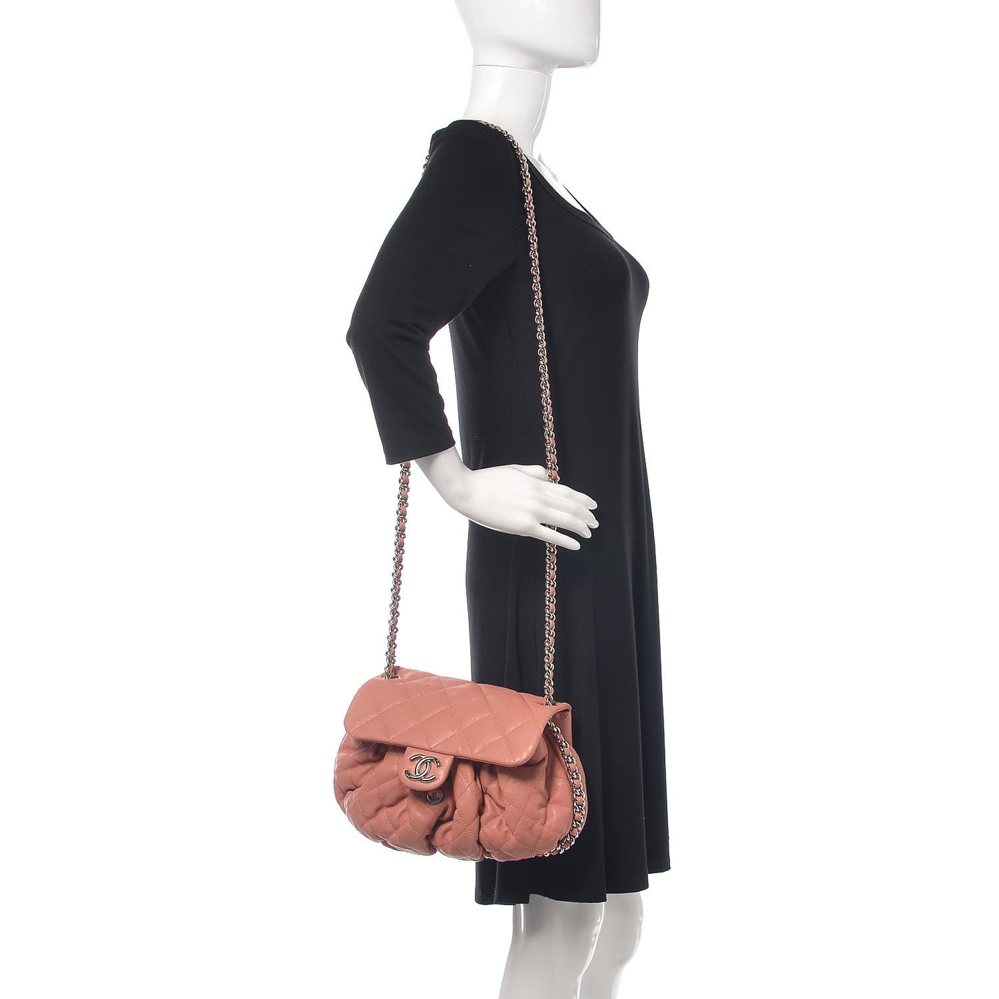 Washed Lambskin Quilted Medium Chain Around Messenger Pink