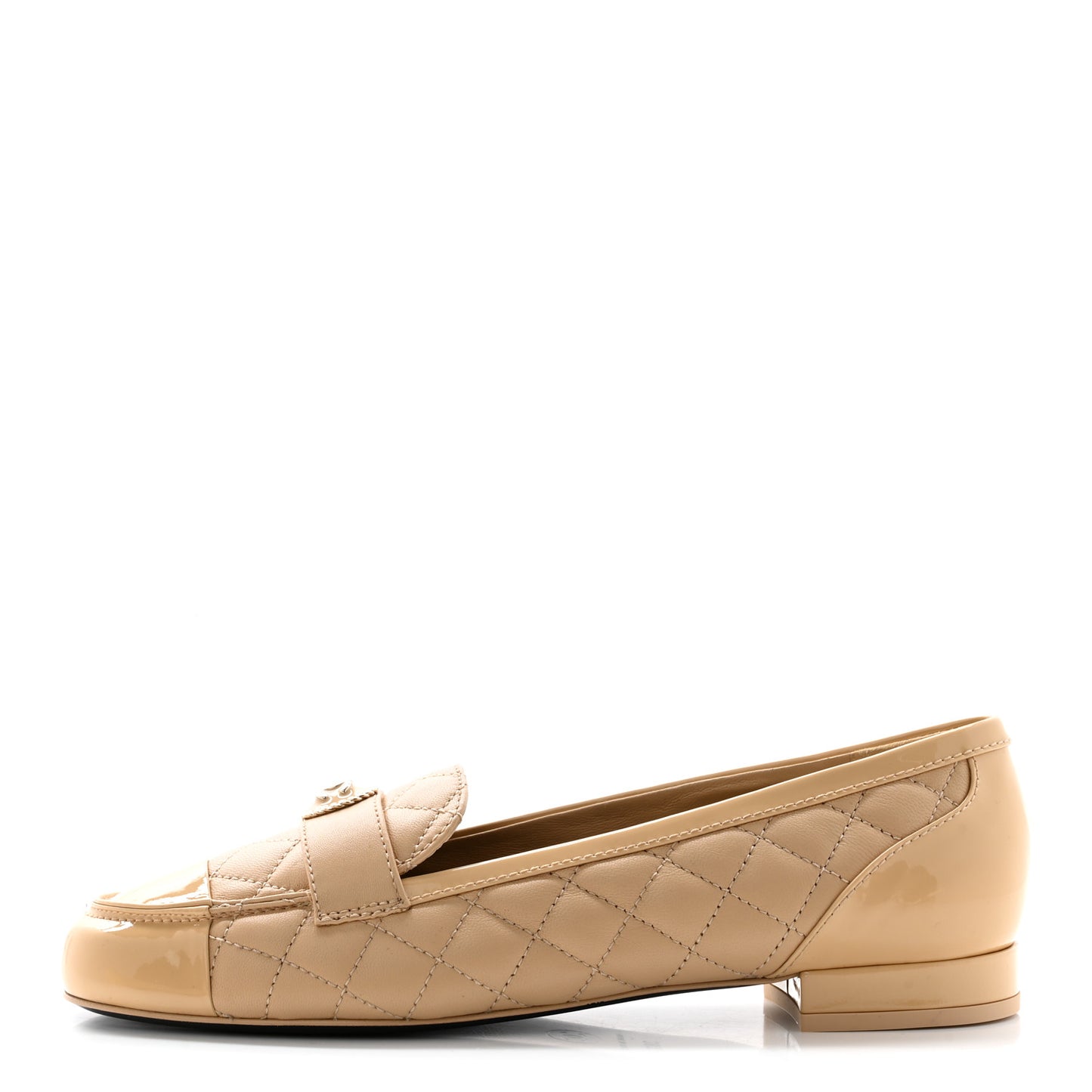 Lambskin Patent Quilted Womens CC Loafers 38.5 Beige