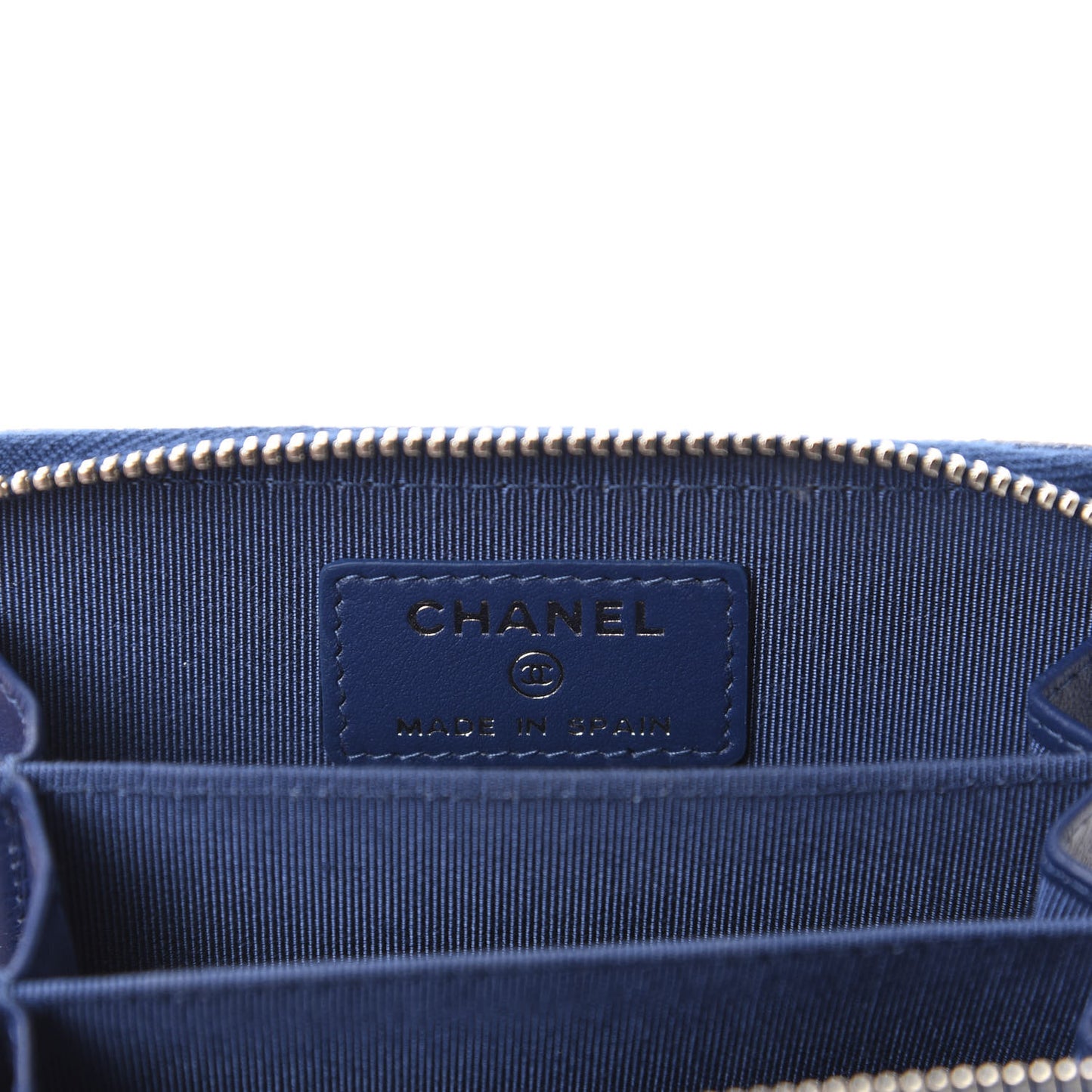 Caviar Chevron Quilted Zip Coin Purse Blue