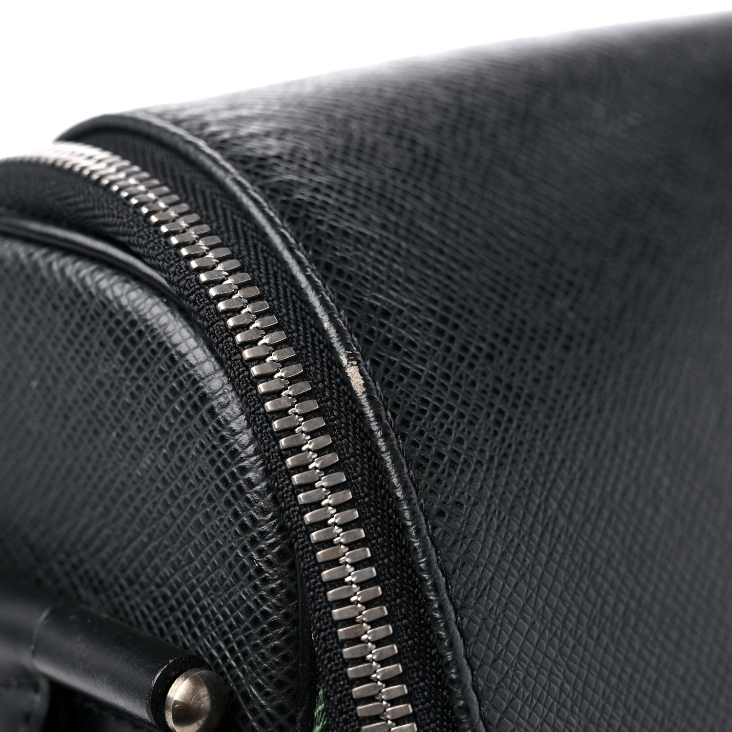 Louis Vuitton Taiga Taimyr Messenger Bag Grizzli 14 of 15