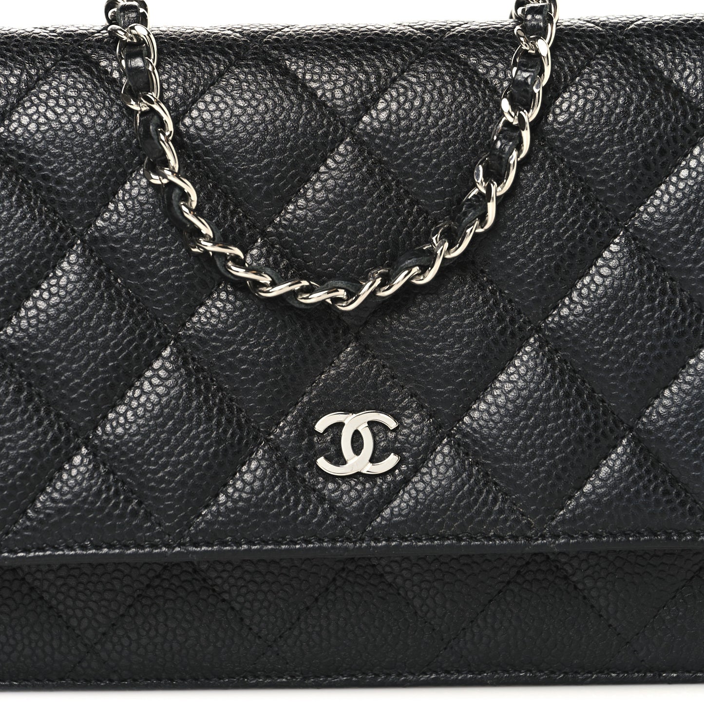 Caviar Quilted Wallet on Chain WOC Black