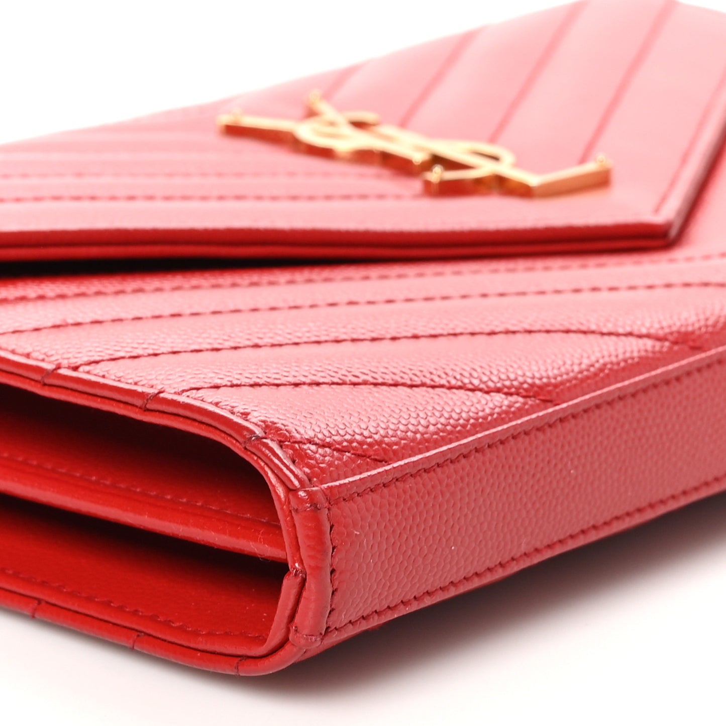 Grain De Poudre Matelasse Chevron Monogram Chain Wallet Red