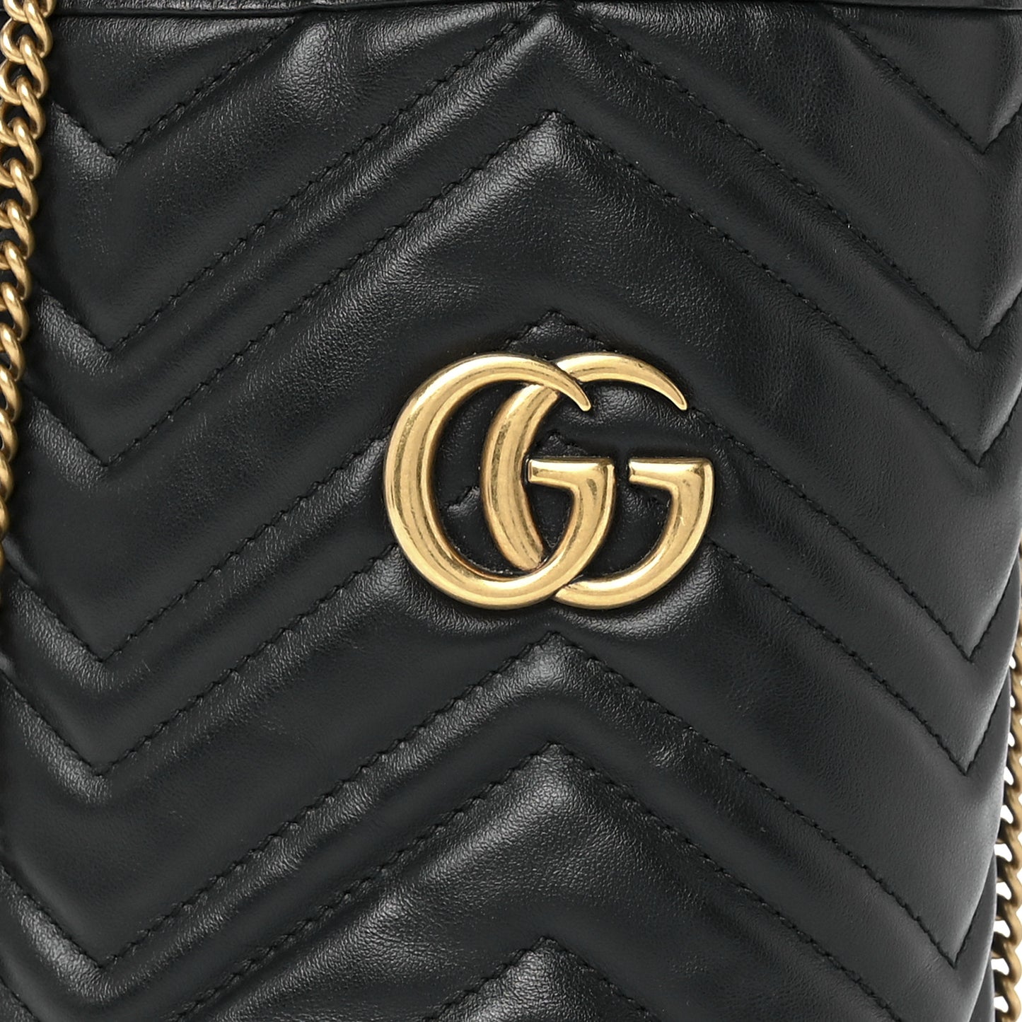 Calfskin Matelasse Mini GG Marmont 2.0 Bucket Bag Black
