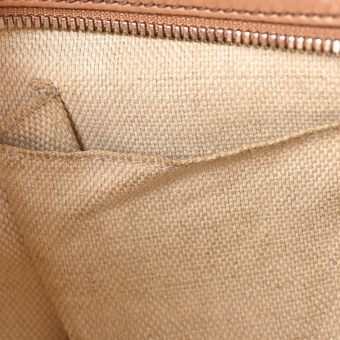 Pebbled Calfskin Small Soho Disco Bag Camelia