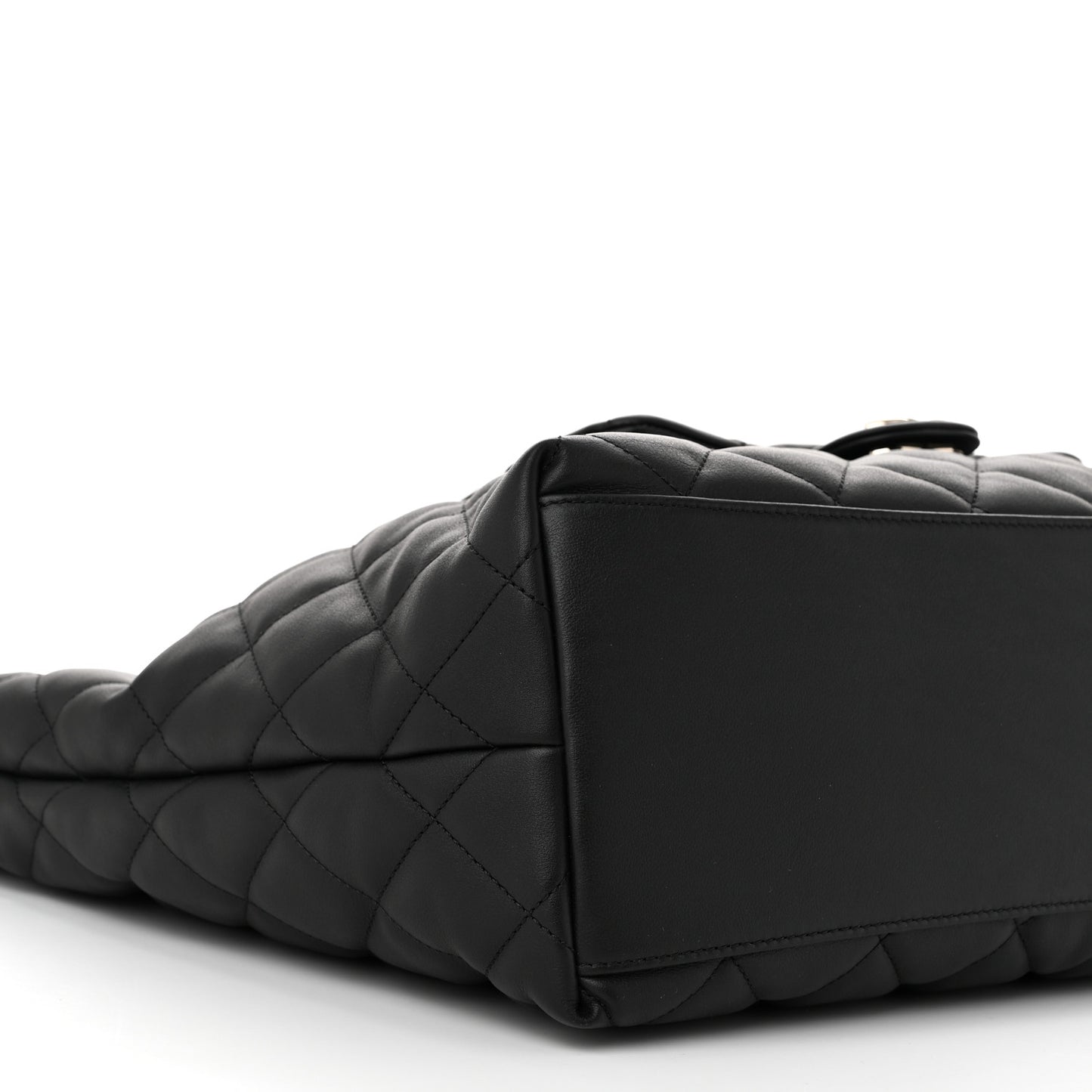 Calfskin Quilted Large Coco Mellow Hobo Black
