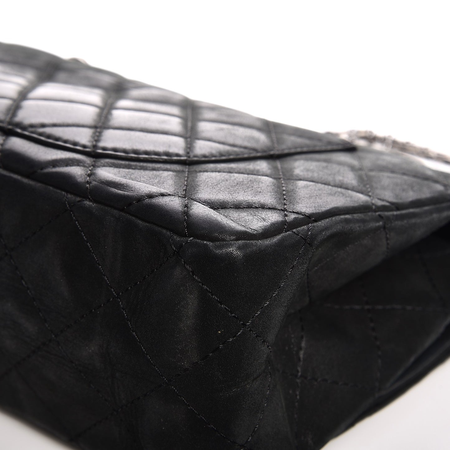 Iridescent Calfskin Quilted 2.55 Reissue 227 Flap Black